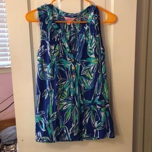 Essie lilly Pulitzer top